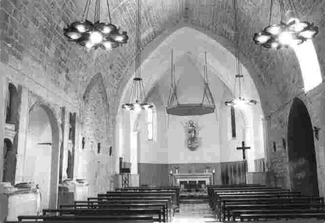 temple.jpg (14371 bytes)